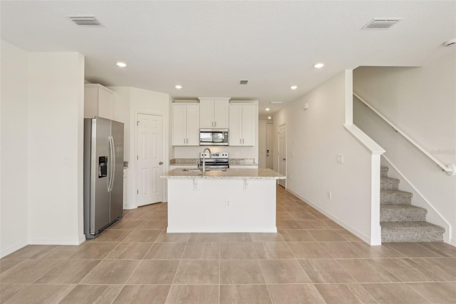 16390 BIRD OF PARADISE AVE, CLERMONT, FL, 34714