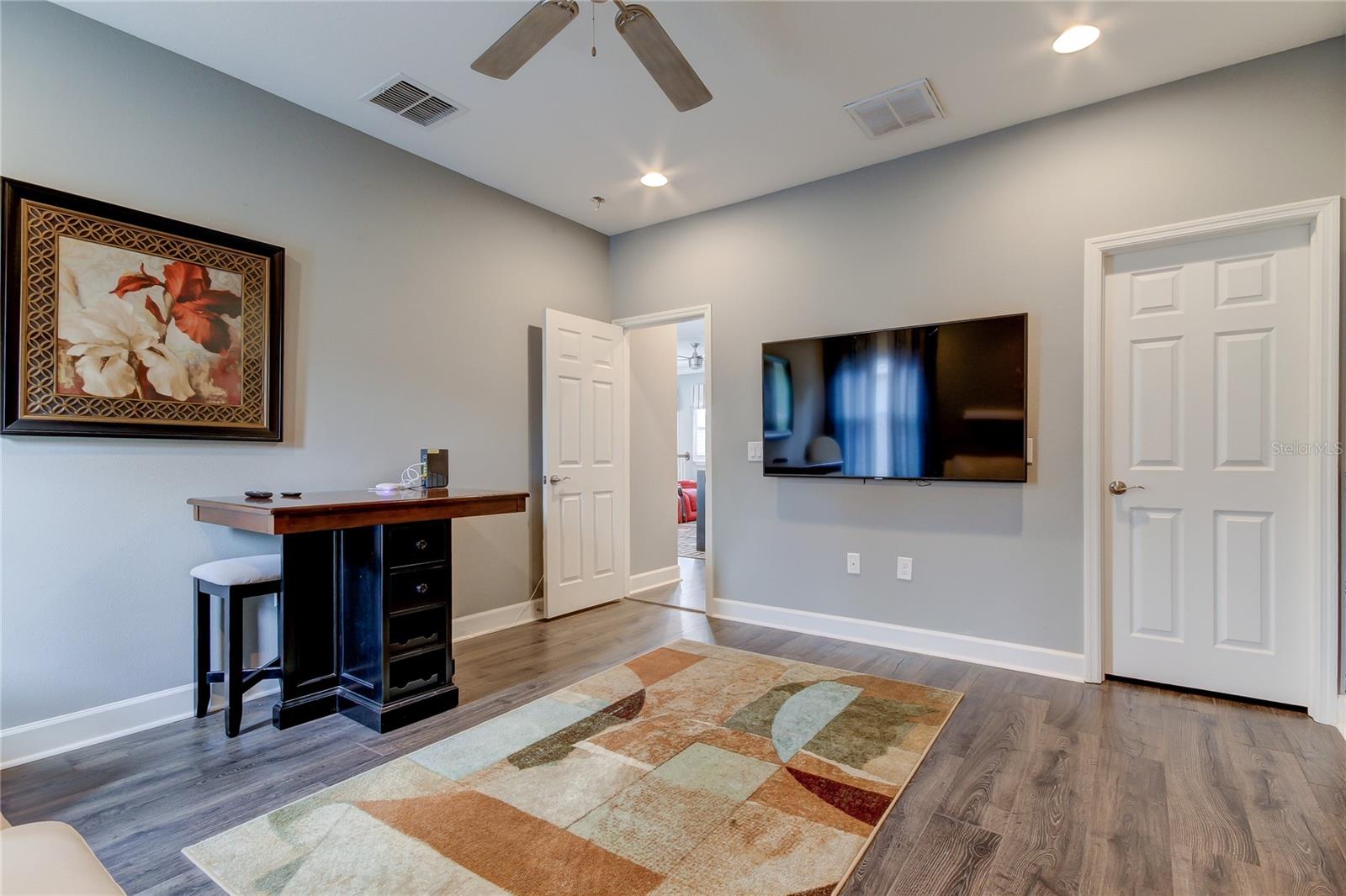 8750 TERRACINA LAKE DR, TAMPA, FL, 33625