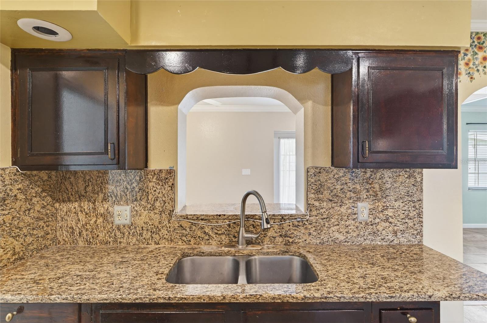 540 W COLUMBIA ST, LAKE ALFRED, FL, 33850