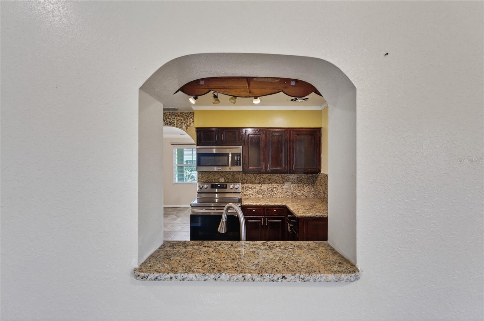 540 W COLUMBIA ST, LAKE ALFRED, FL, 33850