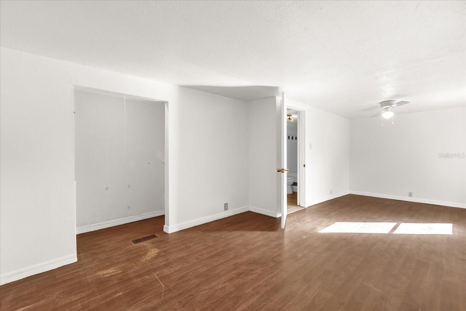 36424 COUNTY ROAD 439, EUSTIS, FL, 32736