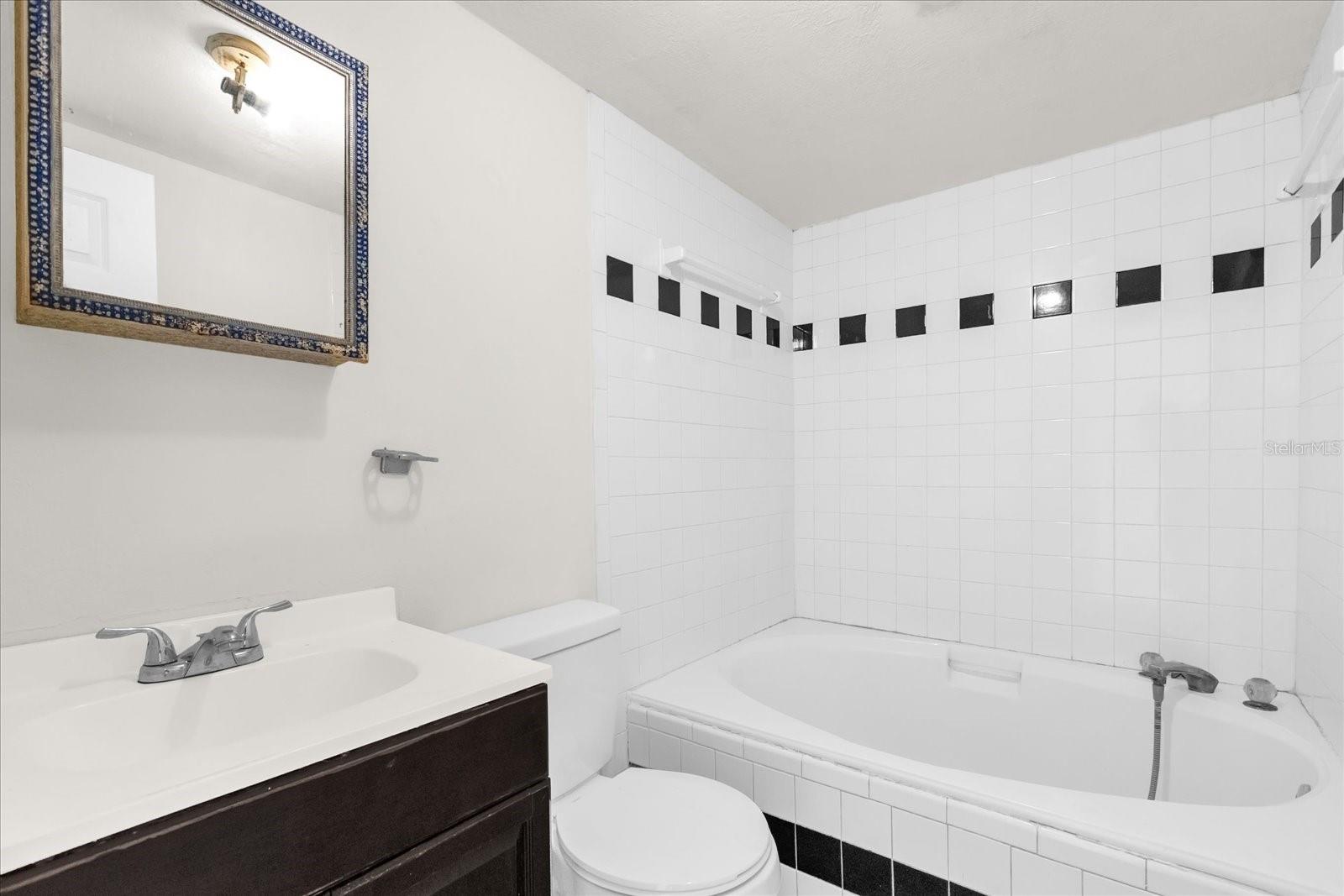 36424 COUNTY ROAD 439, EUSTIS, FL, 32736