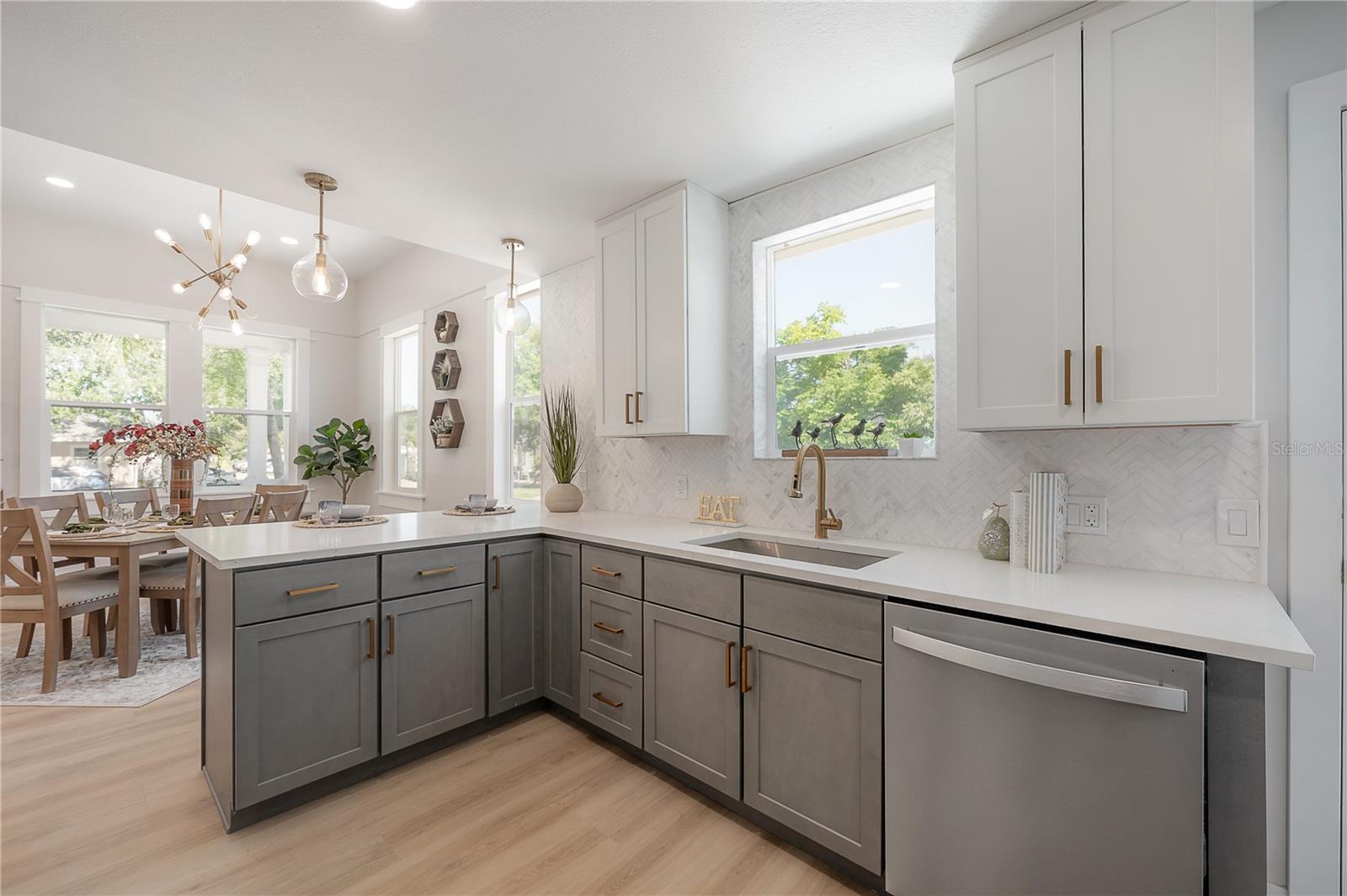 3811 N ARLINGTON AVE, TAMPA, FL, 33603