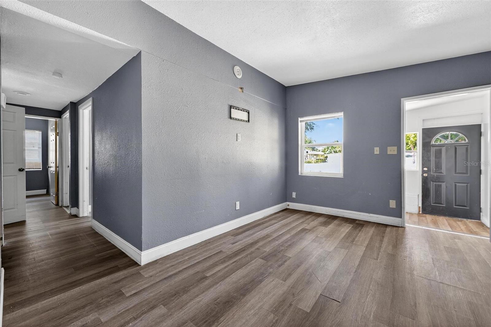 1257 N PINE HILLS RD, ORLANDO, FL, 32808