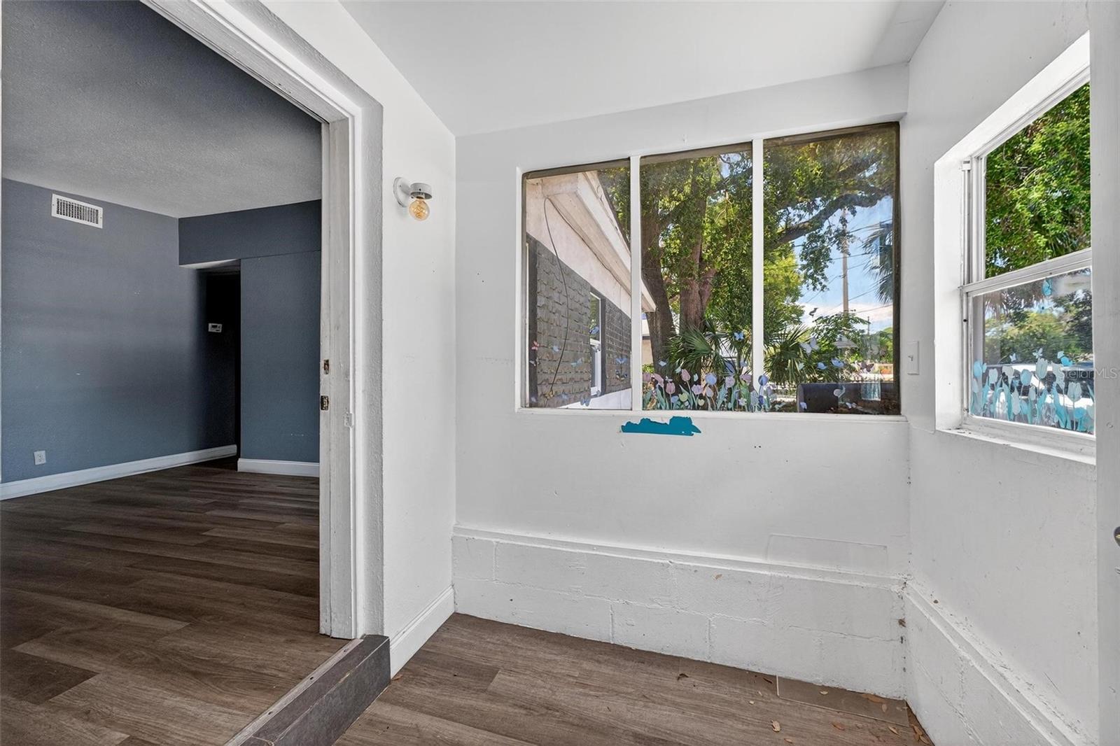 1257 N PINE HILLS RD, ORLANDO, FL, 32808