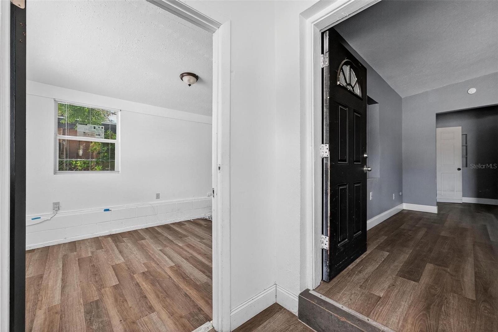 1257 N PINE HILLS RD, ORLANDO, FL, 32808