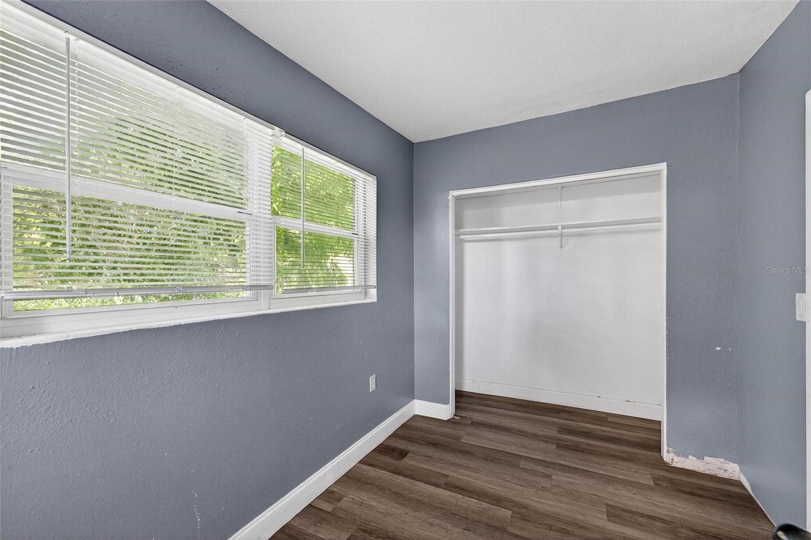 1257 N PINE HILLS RD, ORLANDO, FL, 32808