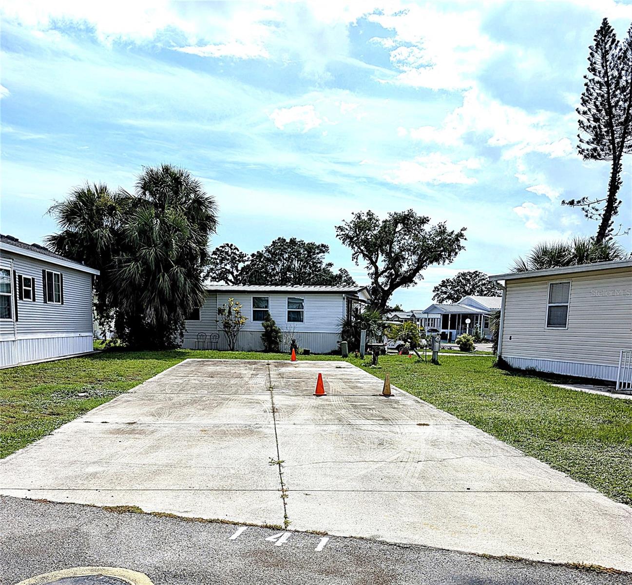 3275 26TH AVE E #141, BRADENTON, FL, 34208