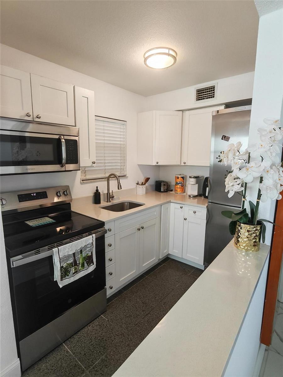 CAPRI ISLE SUB, TREASURE ISLAND, FL, 33706