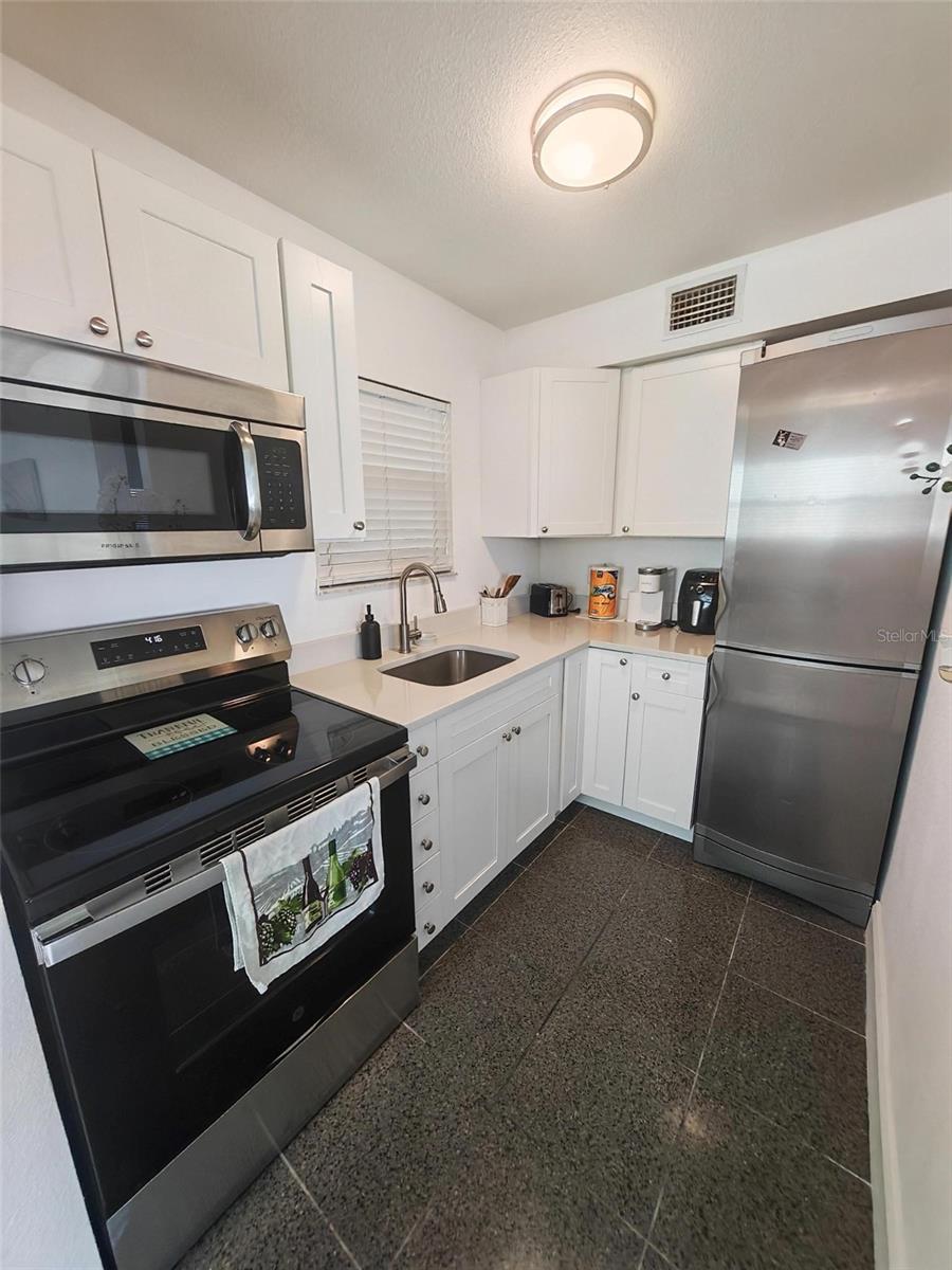 CAPRI ISLE SUB, TREASURE ISLAND, FL, 33706