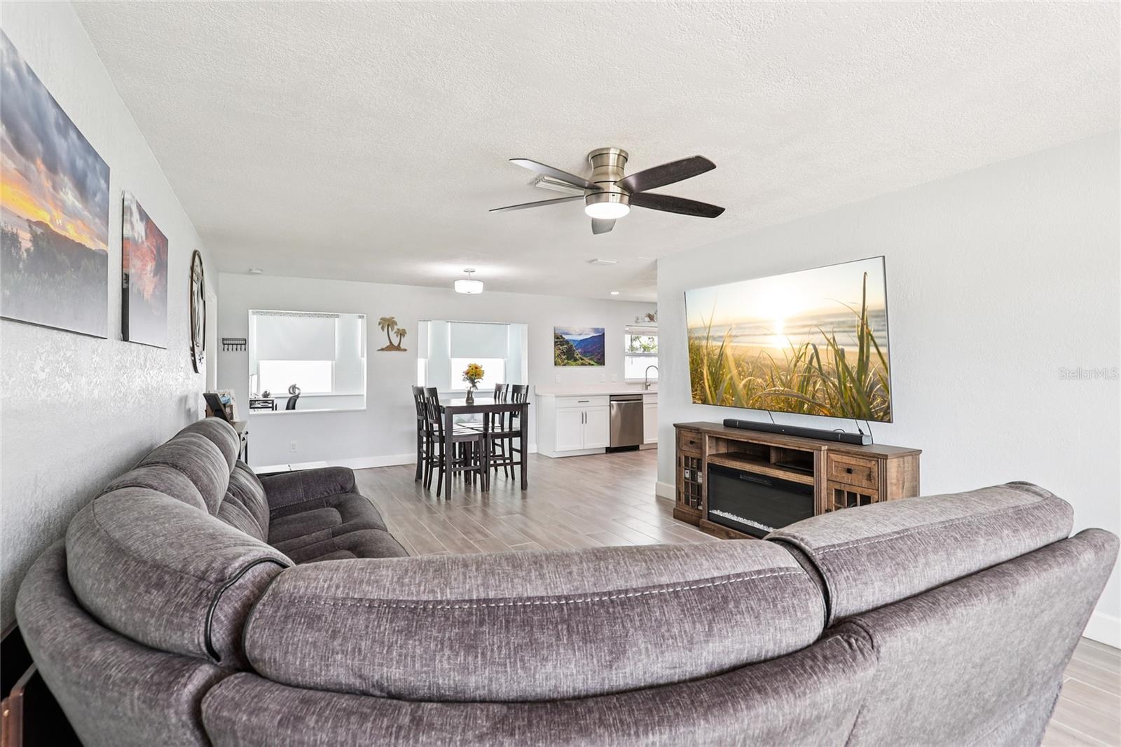 2926 CARRIAGE DR, SOUTH DAYTONA, FL, 32119