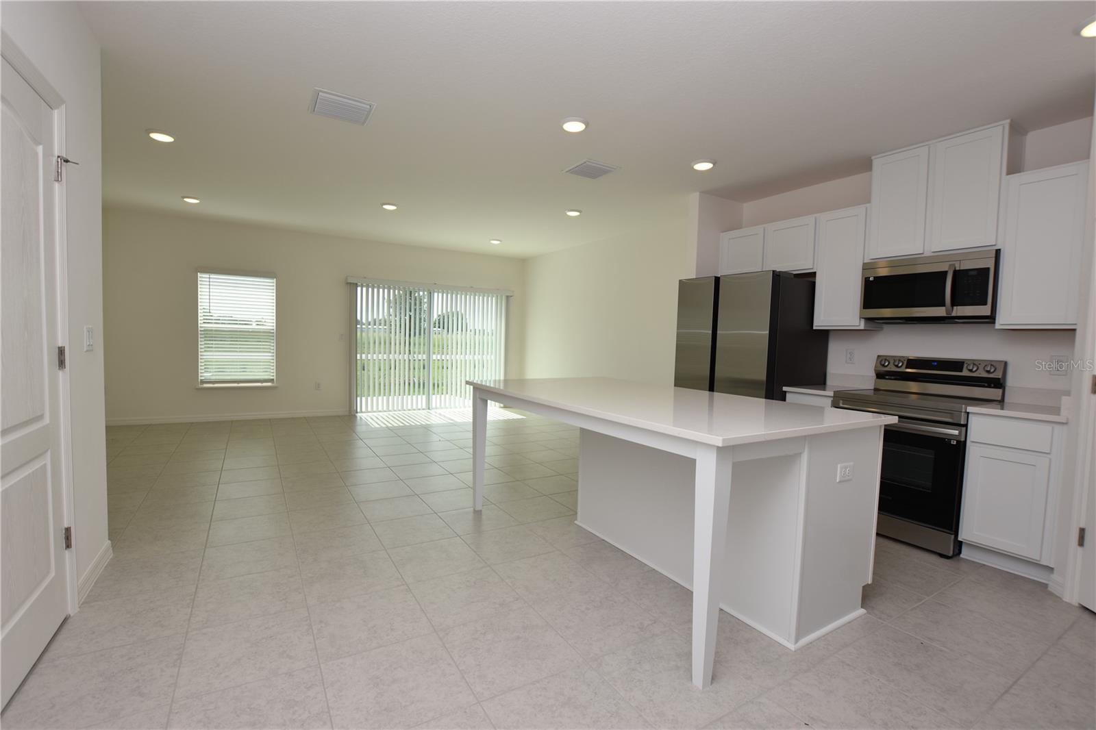 3905 ACADEMIA AVE, LAKELAND, FL, 33803