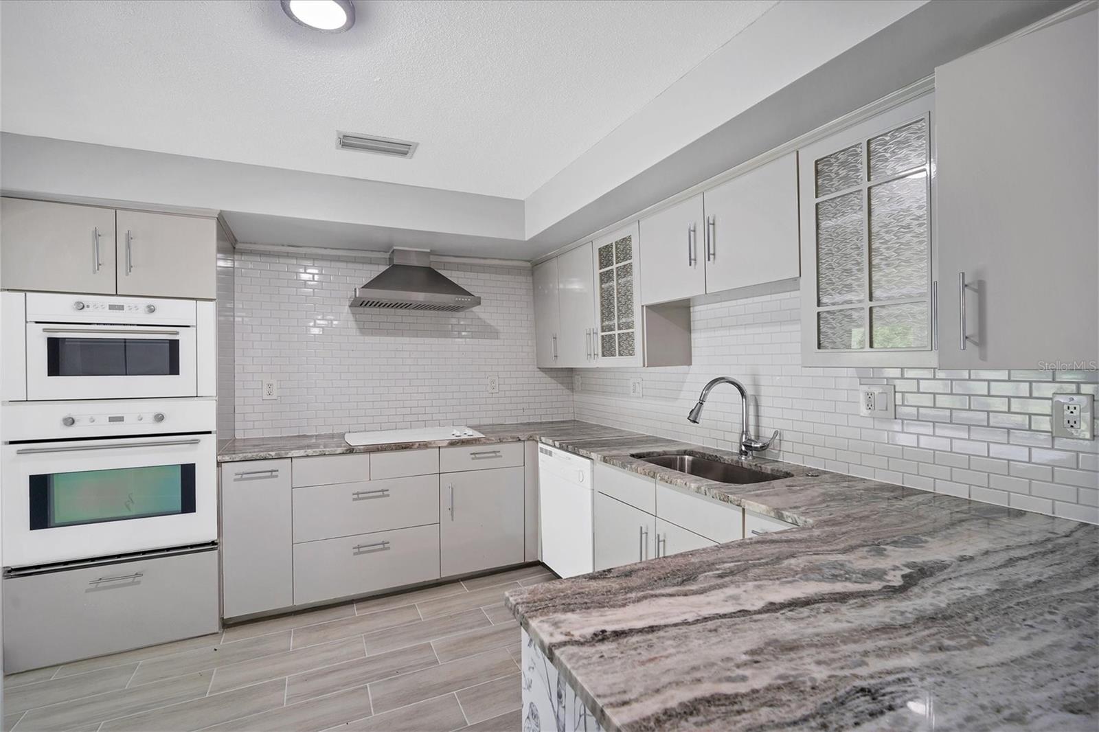 1937 N HIGHLAND AVE, CLEARWATER, FL, 33755