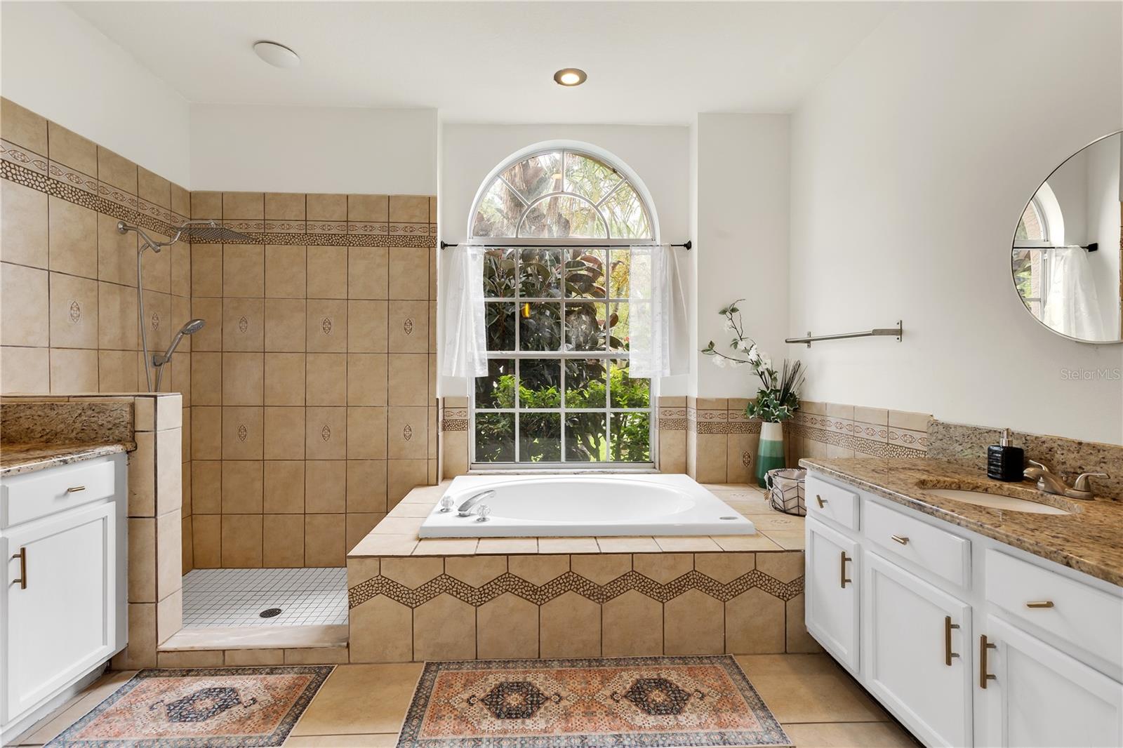 12031 MOUNTBATTEN DR, TAMPA, FL, 33626