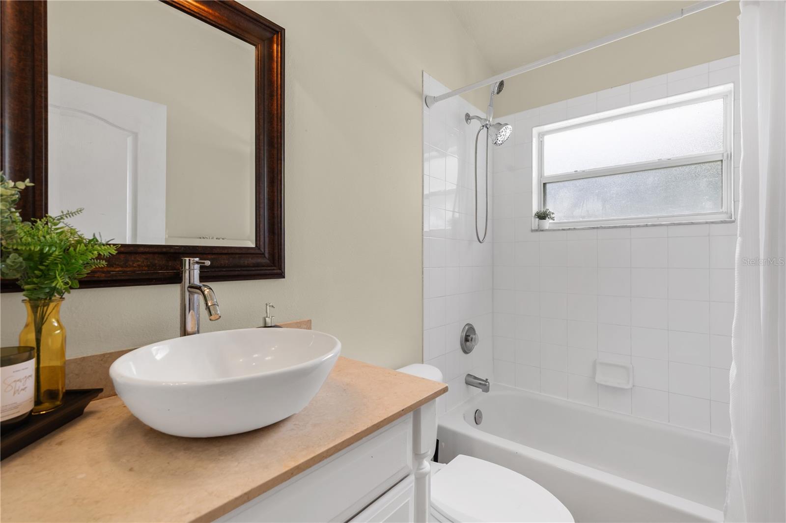 12031 MOUNTBATTEN DR, TAMPA, FL, 33626