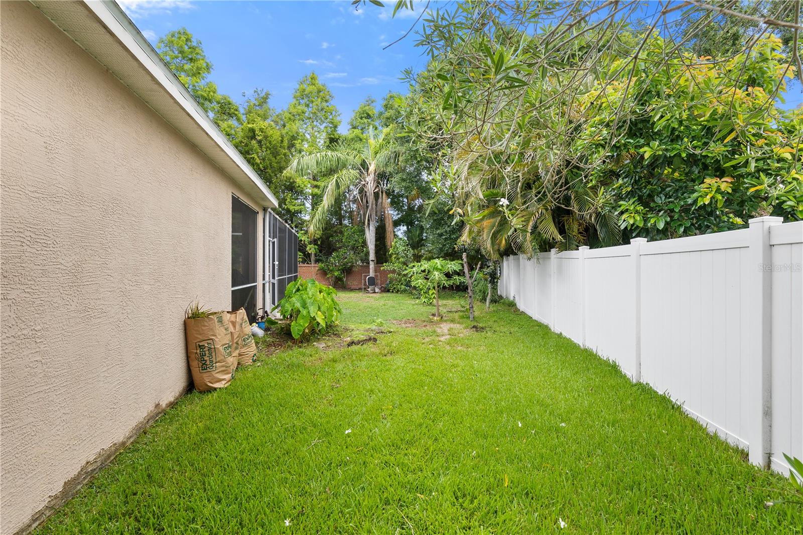 12031 MOUNTBATTEN DR, TAMPA, FL, 33626