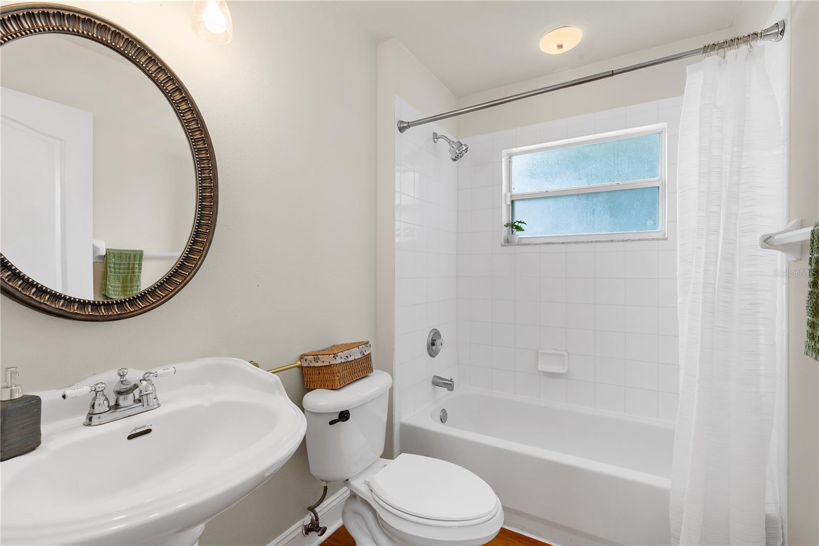 12031 MOUNTBATTEN DR, TAMPA, FL, 33626