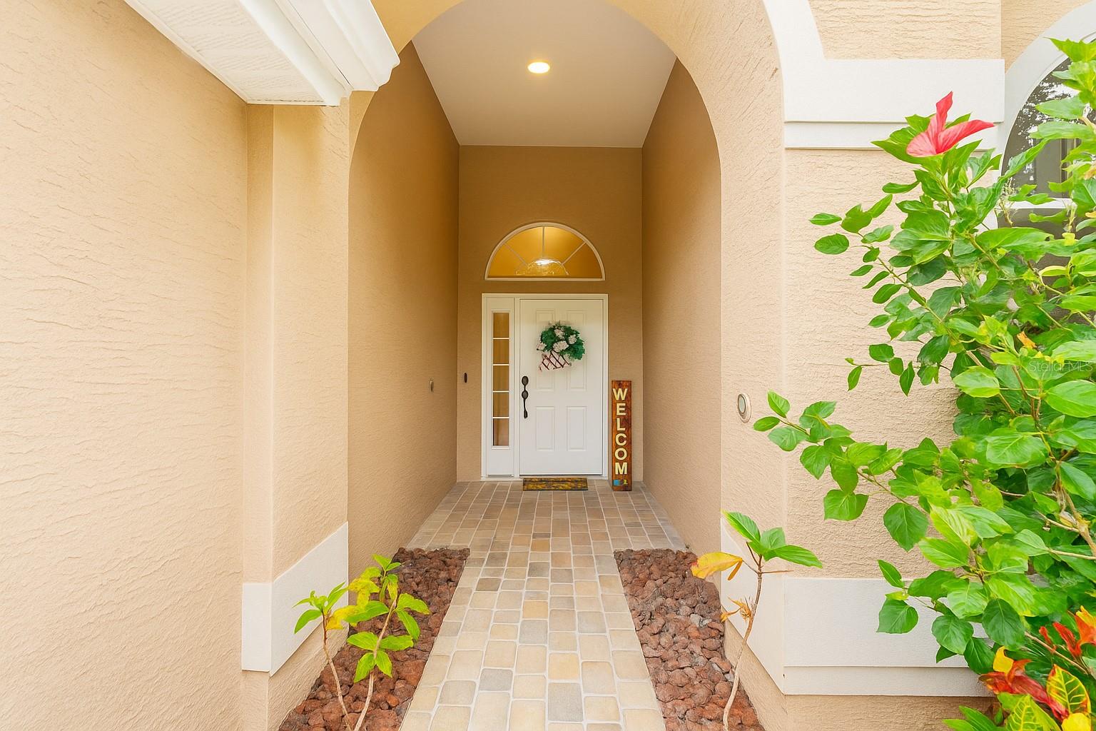 12031 MOUNTBATTEN DR, TAMPA, FL, 33626