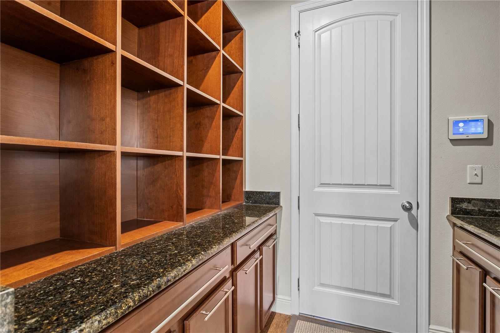 8434 CHILTON DR, ORLANDO, FL, 32836