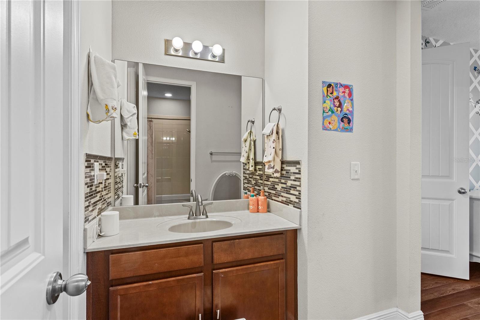 8434 CHILTON DR, ORLANDO, FL, 32836