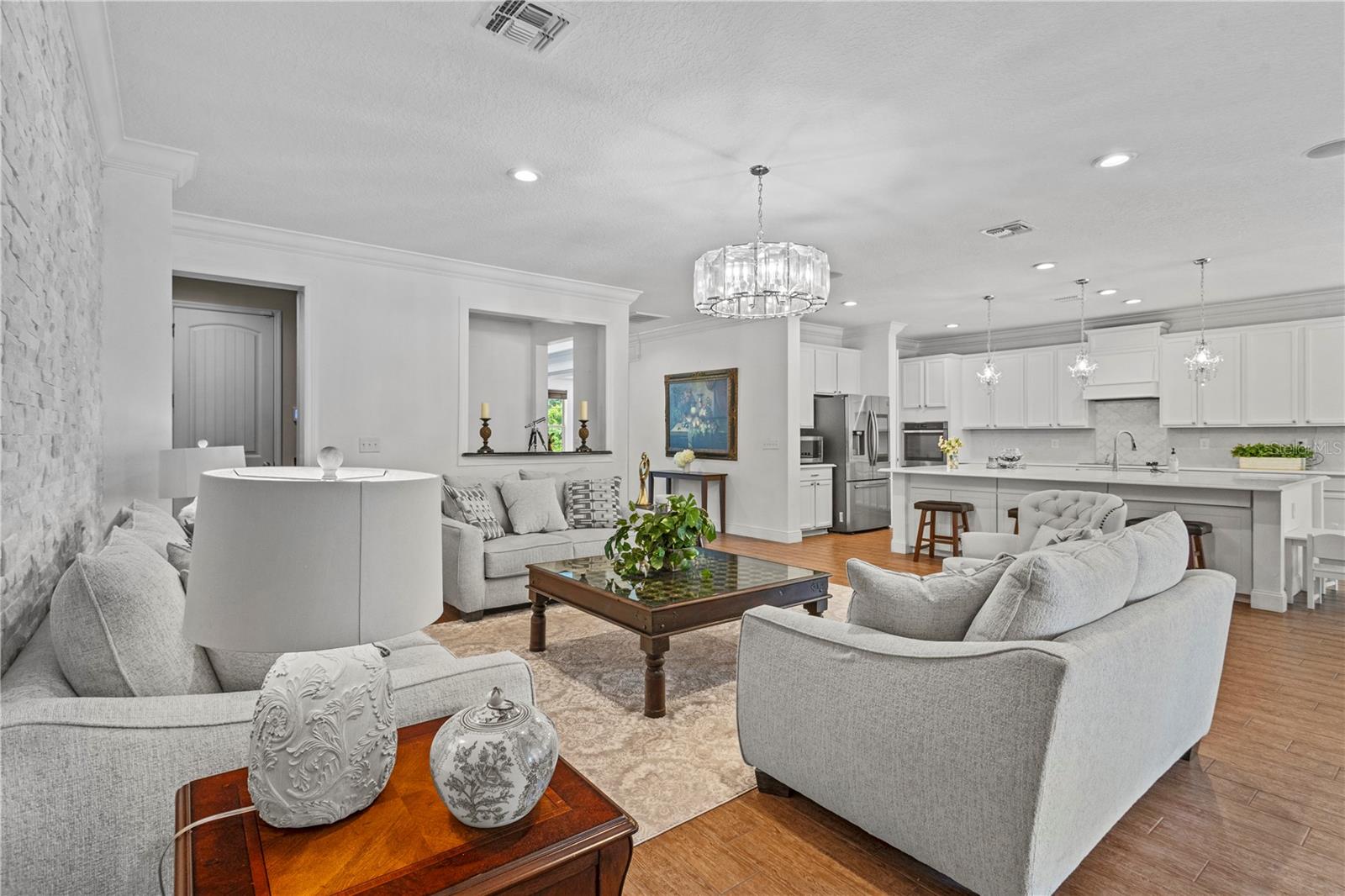 8434 CHILTON DR, ORLANDO, FL, 32836