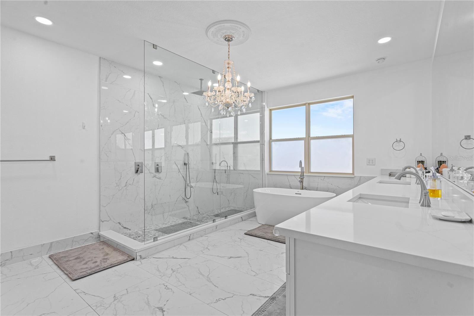 8434 CHILTON DR, ORLANDO, FL, 32836