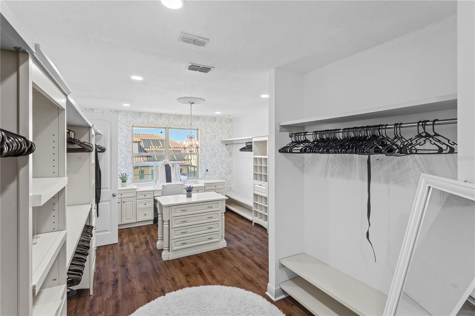 8434 CHILTON DR, ORLANDO, FL, 32836