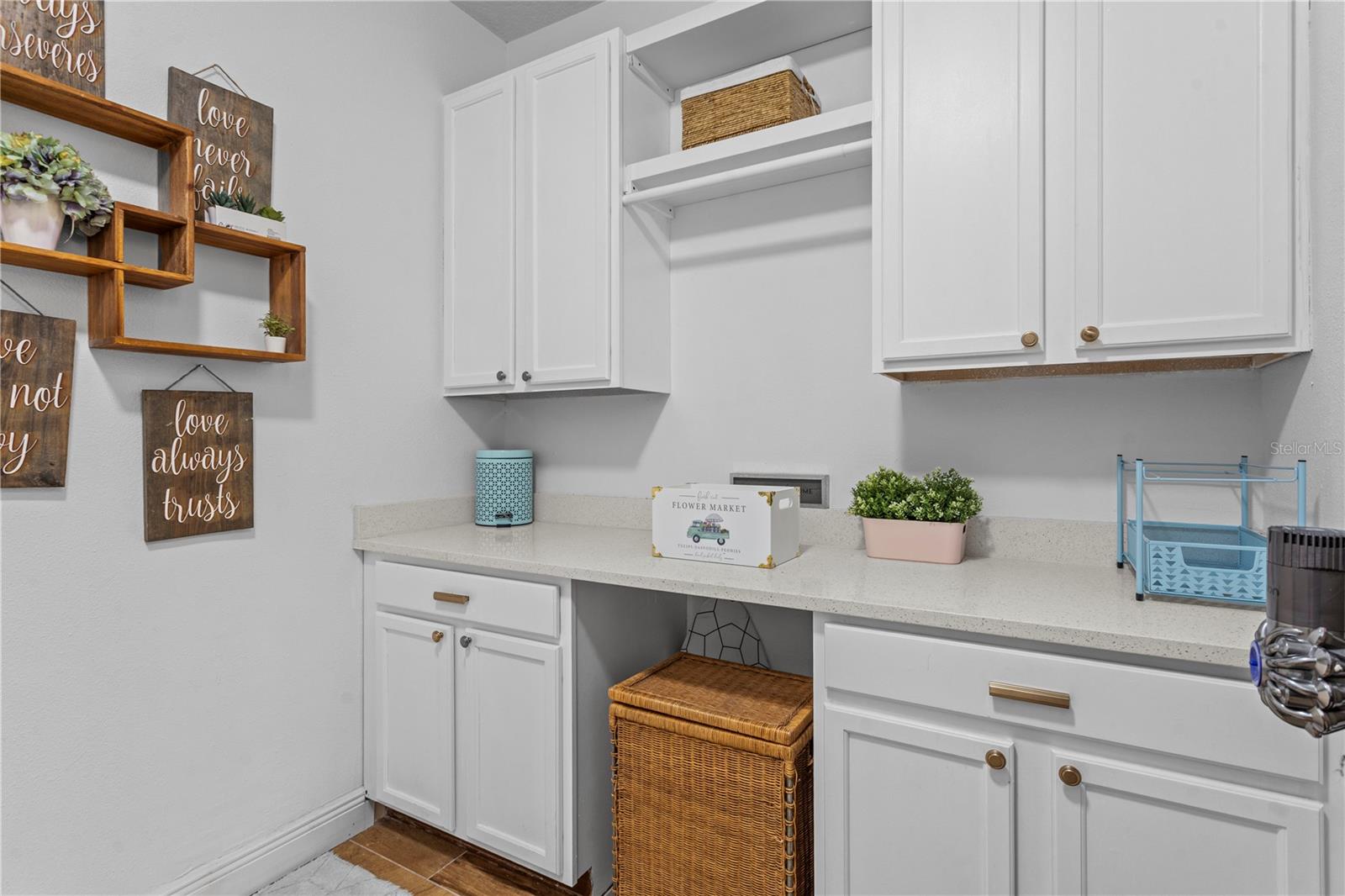 8434 CHILTON DR, ORLANDO, FL, 32836