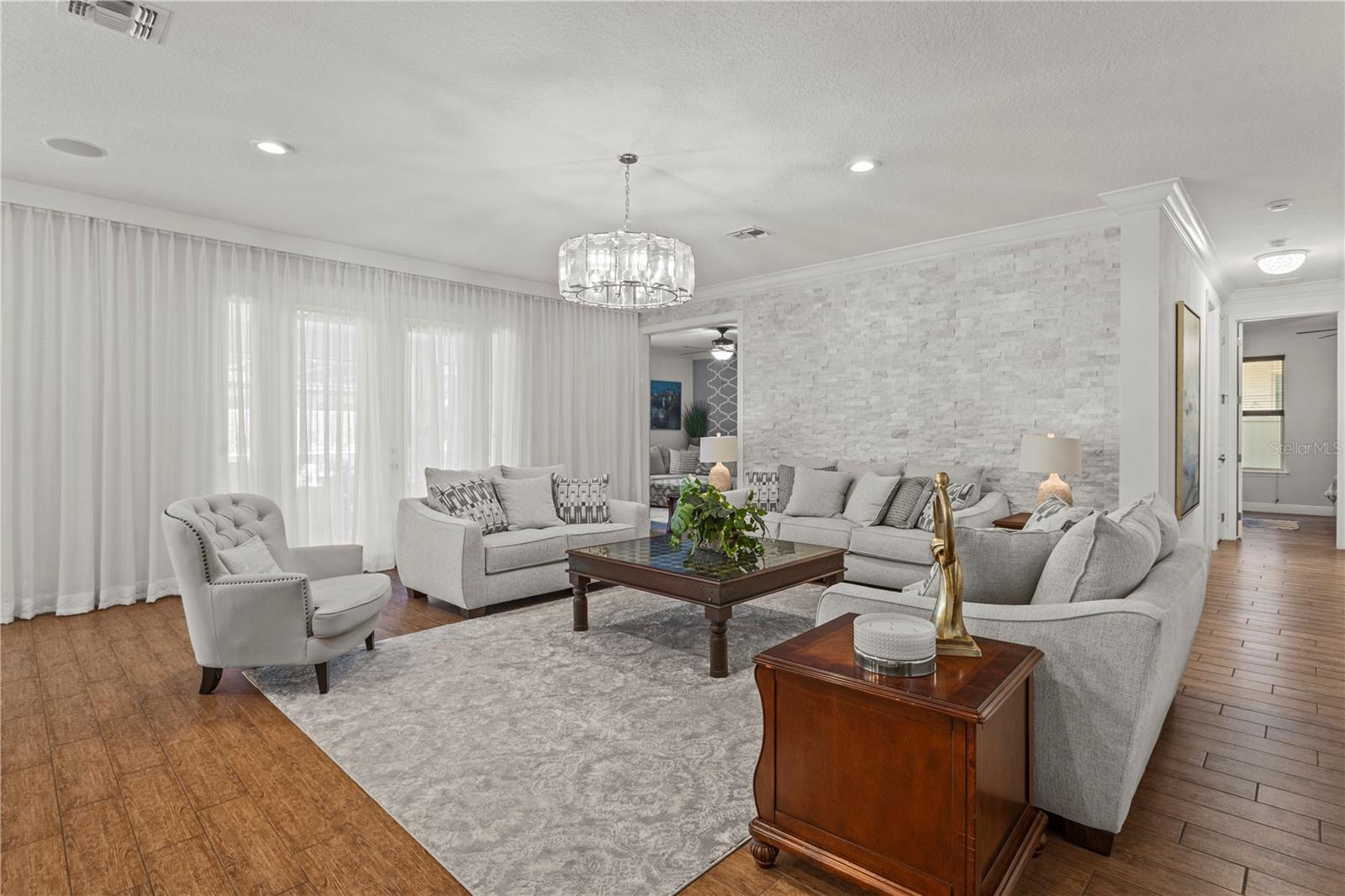 8434 CHILTON DR, ORLANDO, FL, 32836