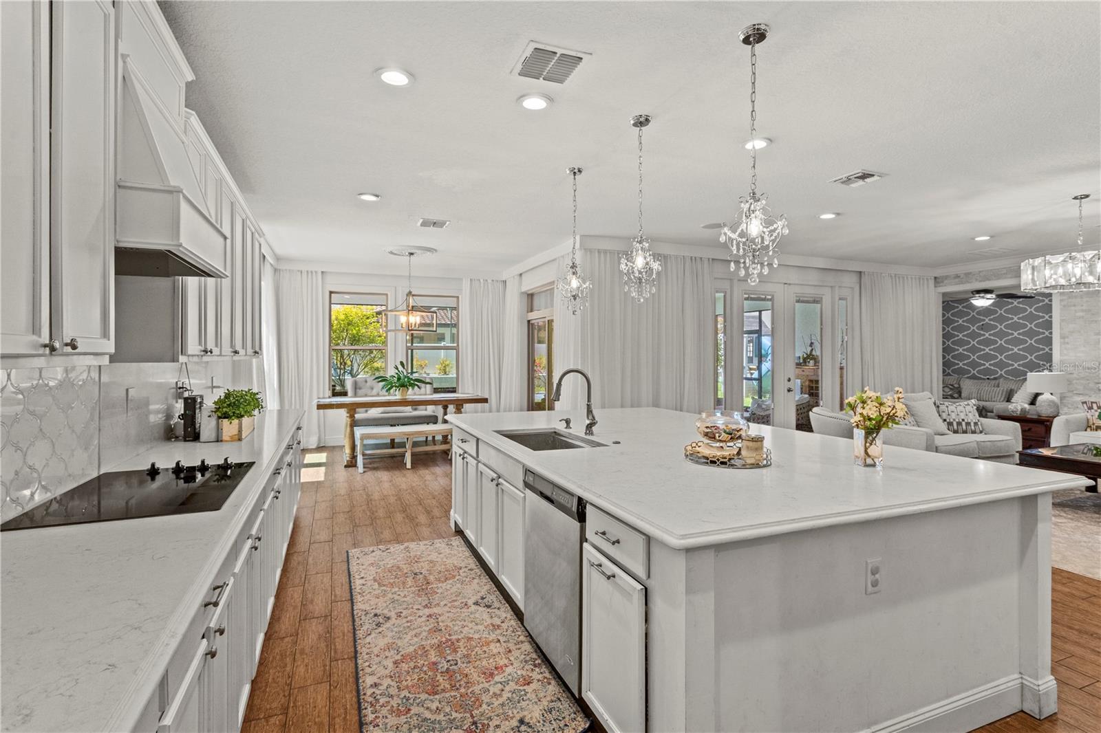 8434 CHILTON DR, ORLANDO, FL, 32836