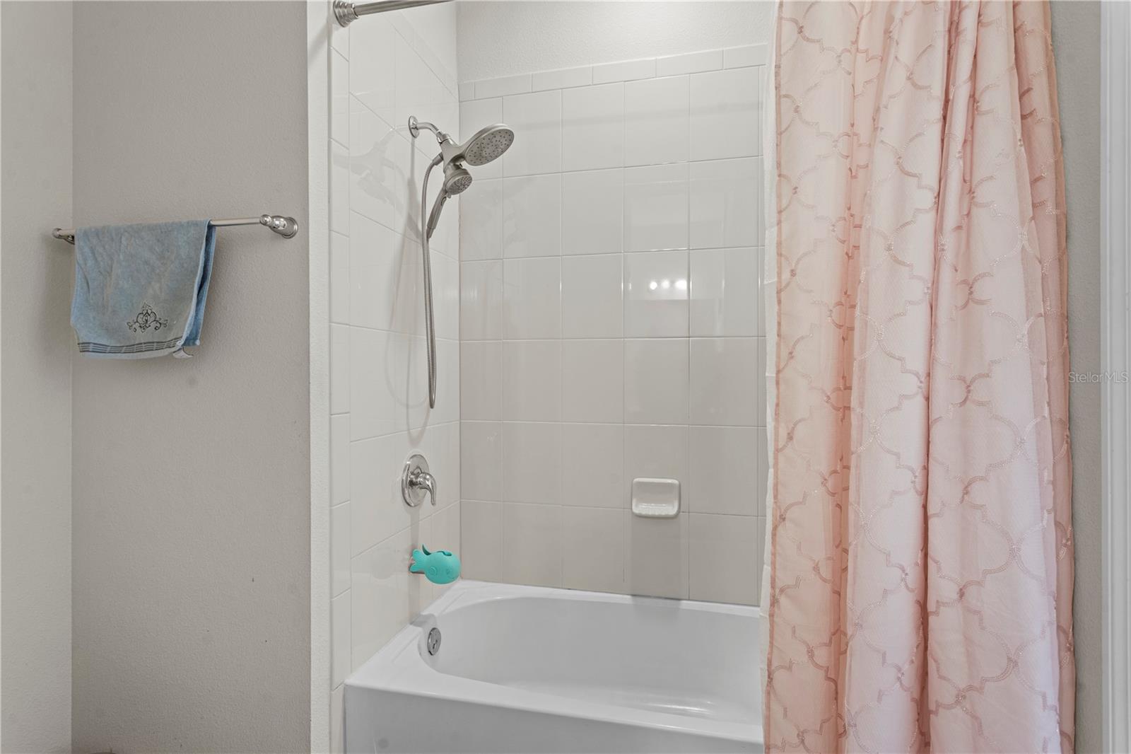 8434 CHILTON DR, ORLANDO, FL, 32836