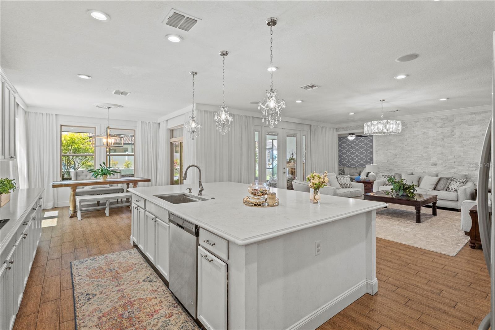 8434 CHILTON DR, ORLANDO, FL, 32836