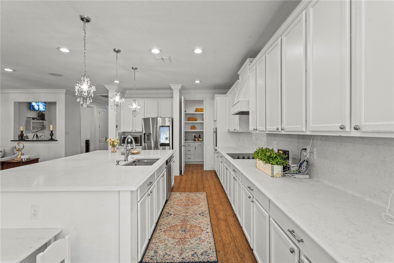 8434 CHILTON DR, ORLANDO, FL, 32836