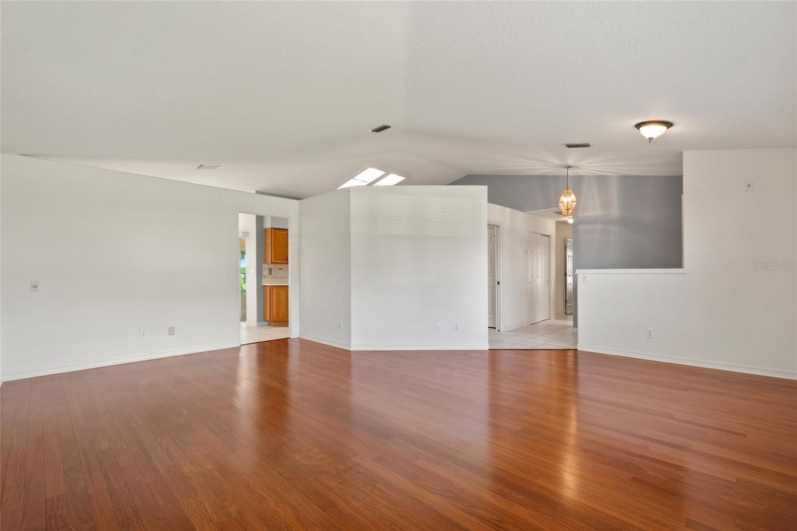 21144 ROYAL ST GEORGES LN, LEESBURG, FL, 34748