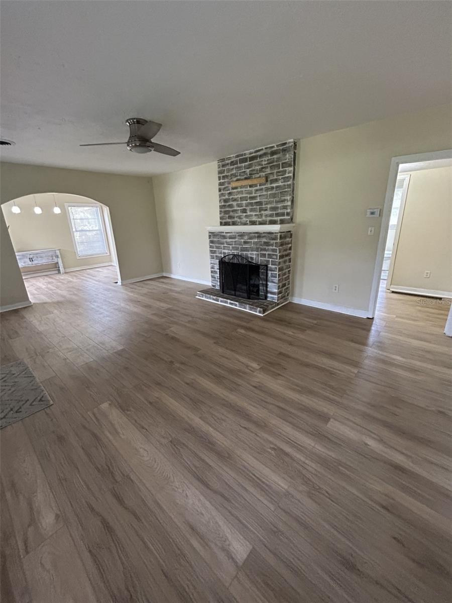 17024 COUNTY ROAD 450A, UMATILLA, FL, 32784