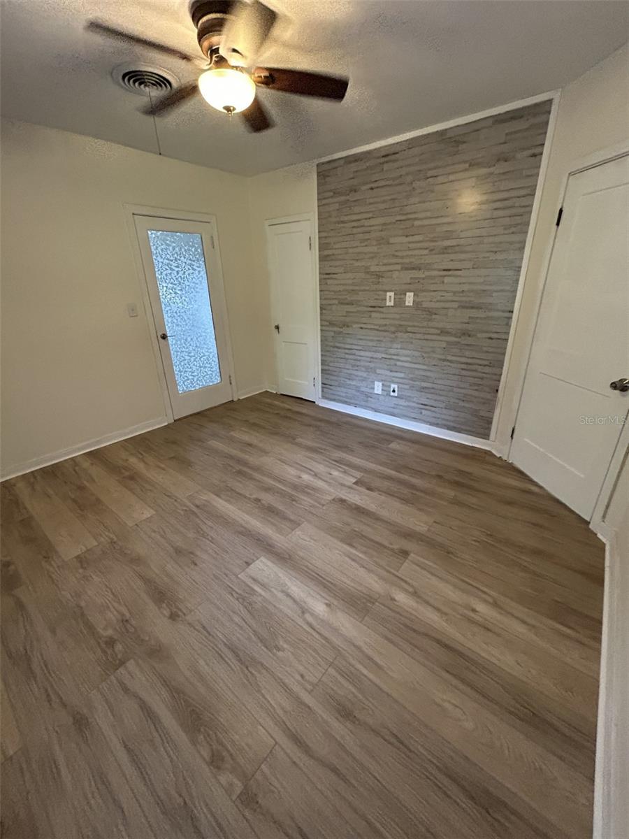 17024 COUNTY ROAD 450A, UMATILLA, FL, 32784