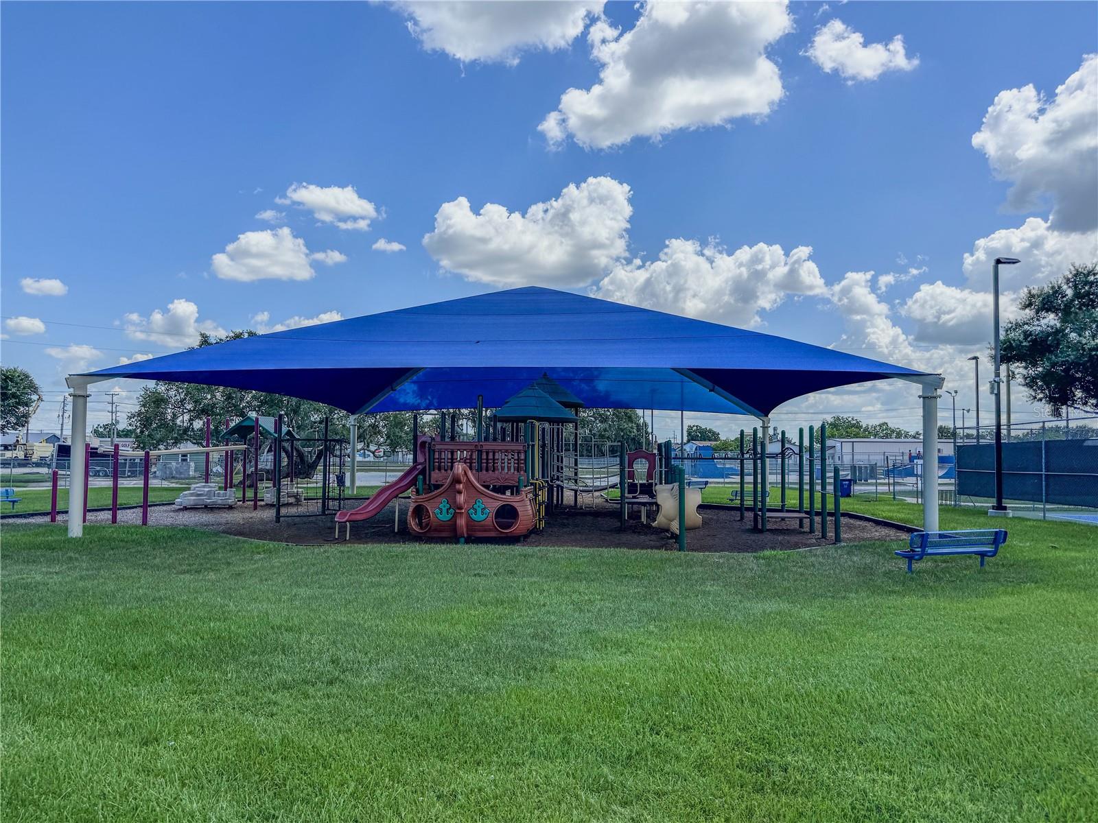 938 GLENWOOD AVE, SEBRING, FL, 33870