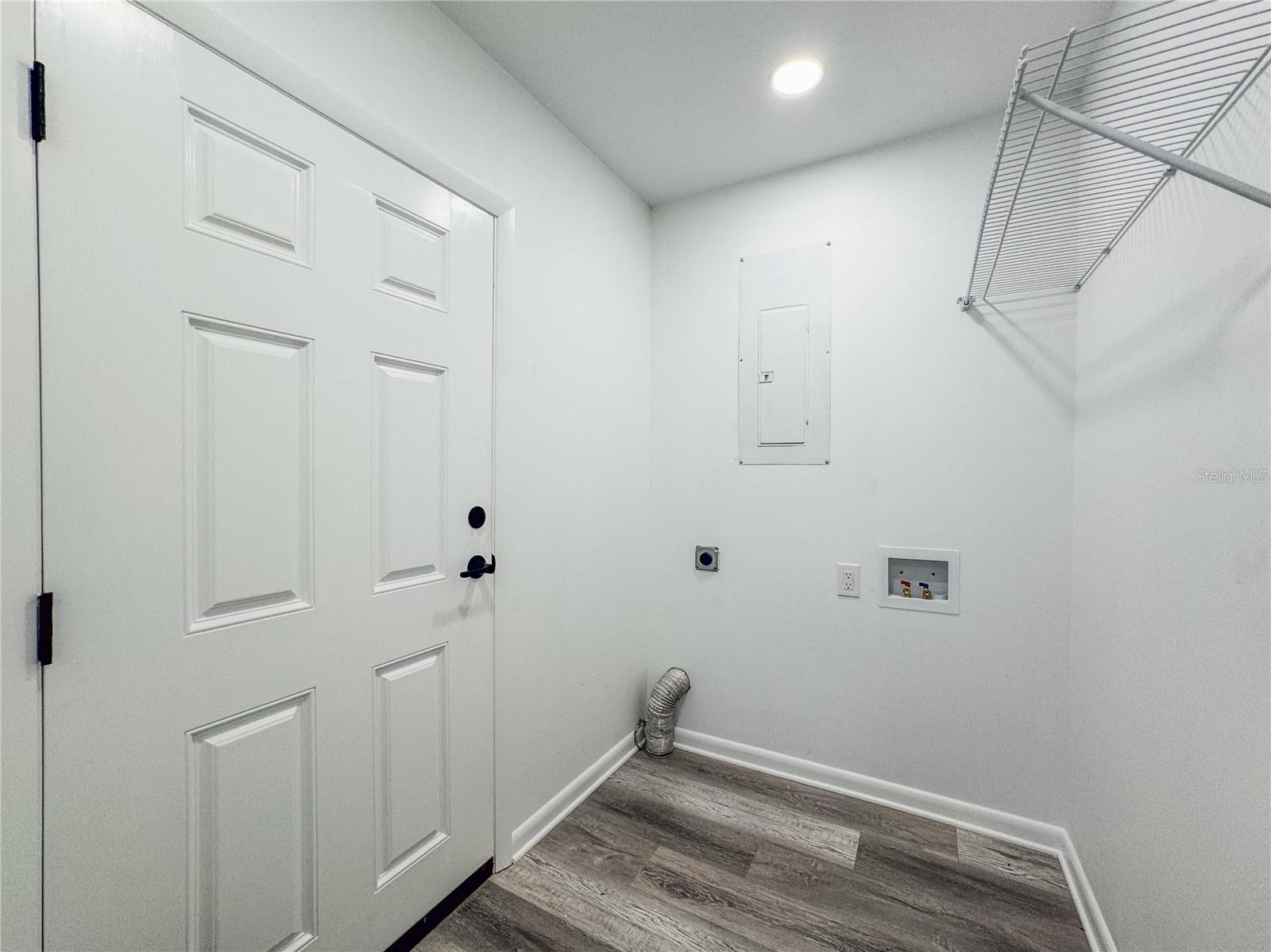 938 GLENWOOD AVE, SEBRING, FL, 33870