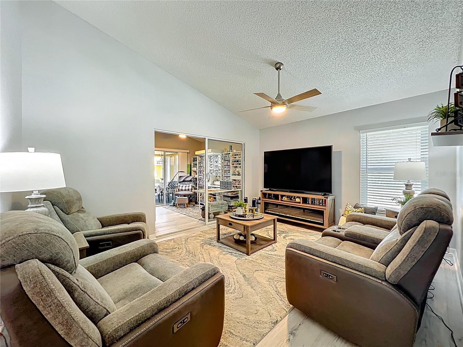 4521 EAGLEWOOD DR, LEESBURG, FL, 34748