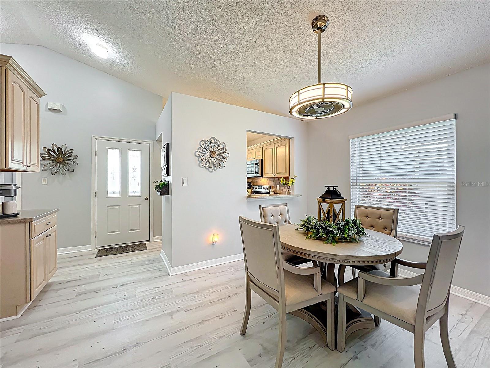 4521 EAGLEWOOD DR, LEESBURG, FL, 34748