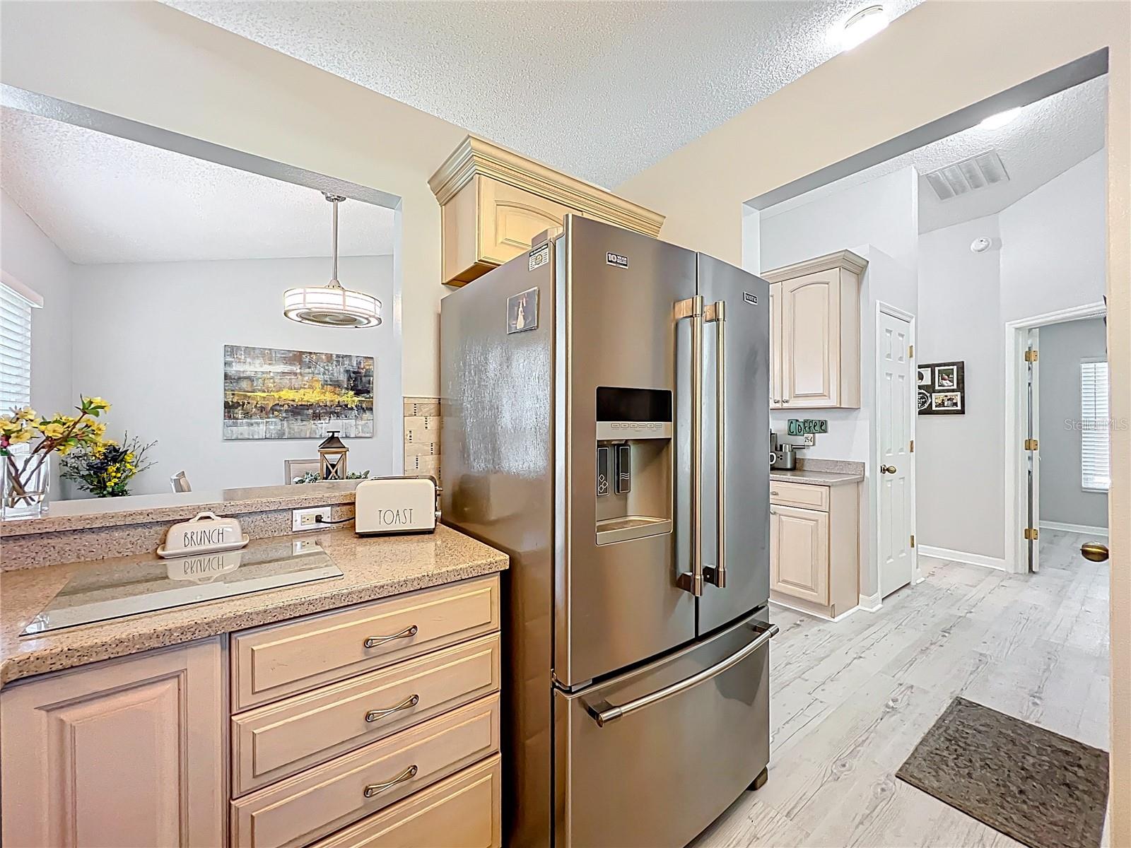 4521 EAGLEWOOD DR, LEESBURG, FL, 34748