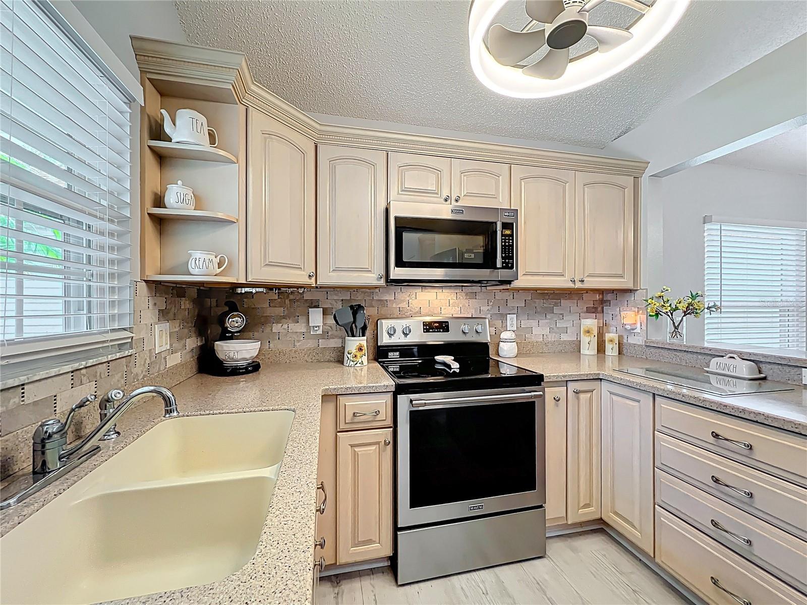 4521 EAGLEWOOD DR, LEESBURG, FL, 34748