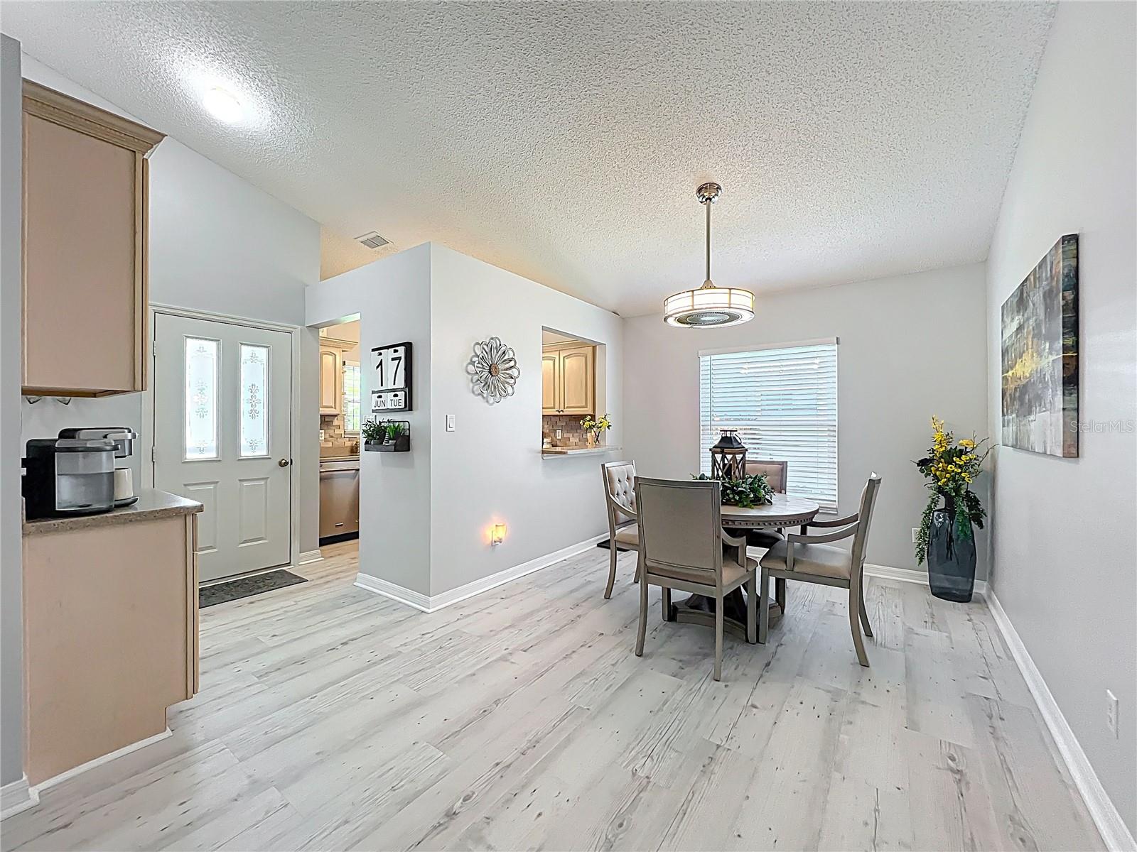 4521 EAGLEWOOD DR, LEESBURG, FL, 34748