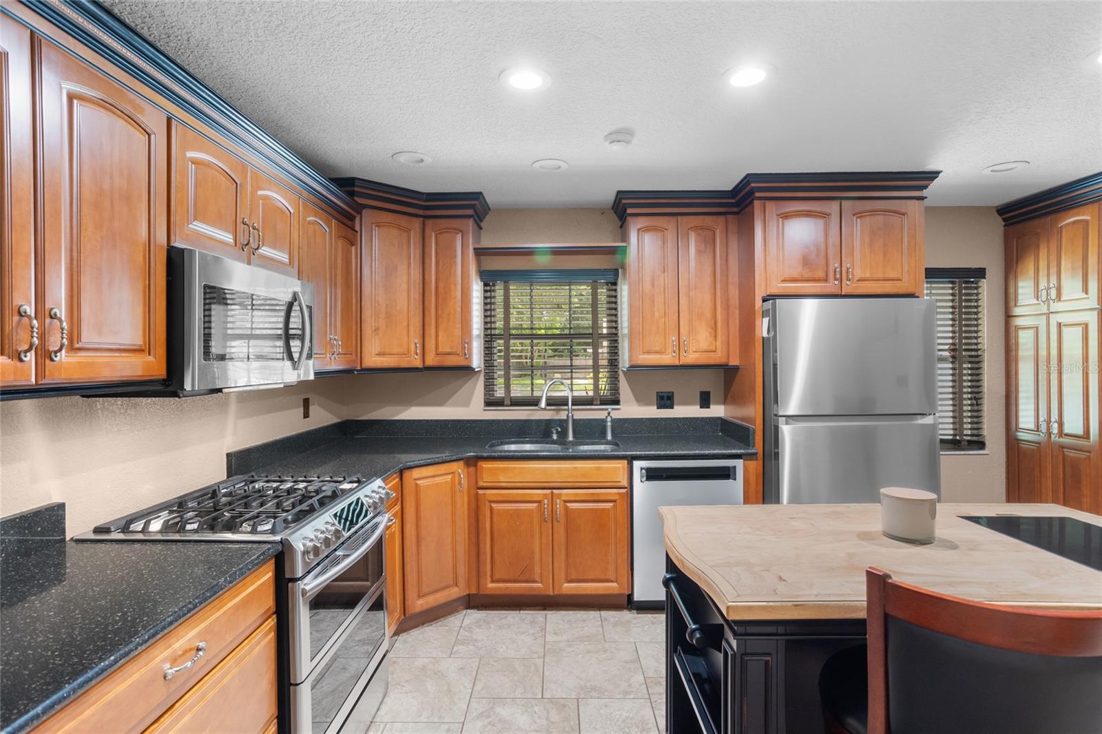 878 ELGIN DR, WINTER SPRINGS, FL, 32708