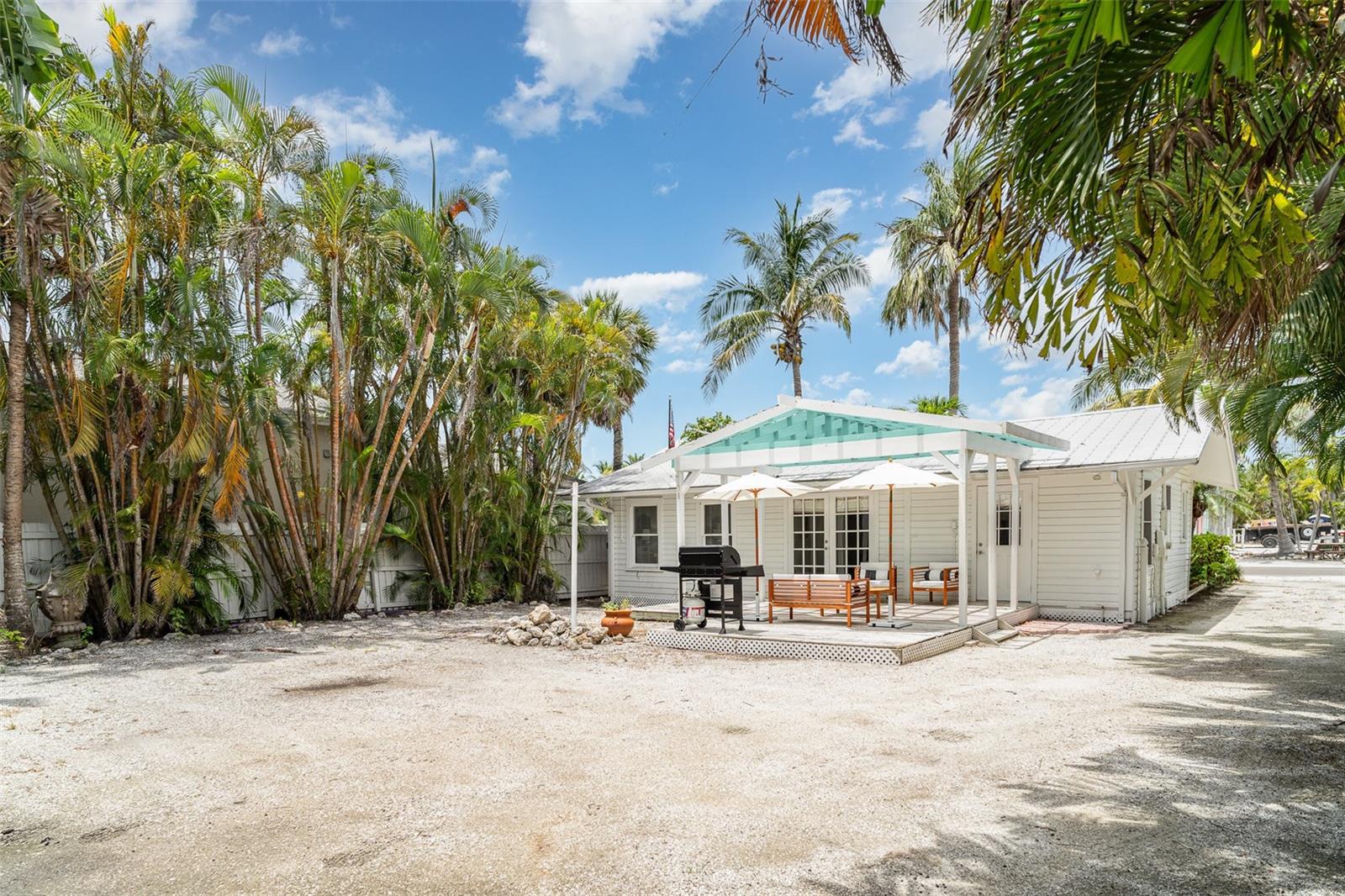 309 PINE AVE, ANNA MARIA, FL, 34216