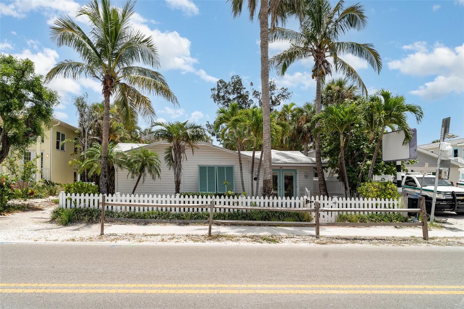 309 PINE AVE, ANNA MARIA, FL, 34216