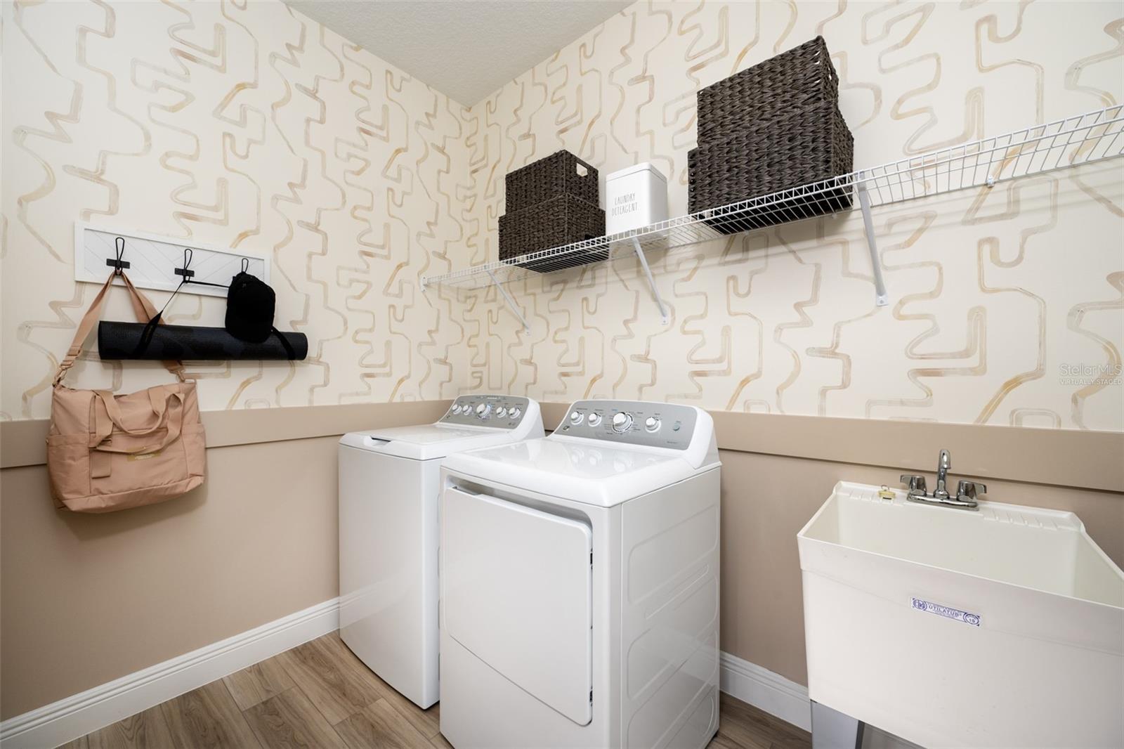 12180 CATTLESIDE DR, RIVERVIEW, FL, 33579