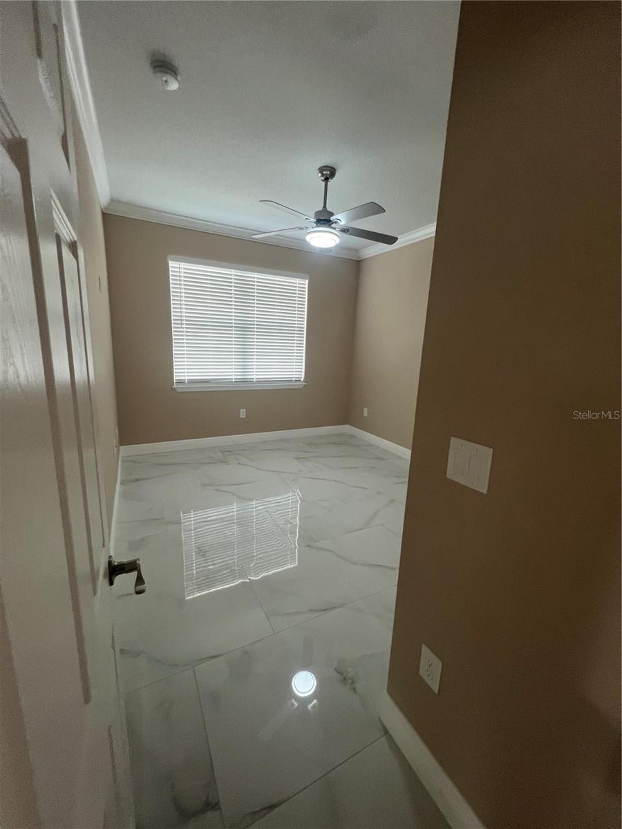 2420 GRESHAM DR, ORLANDO, FL, 32807