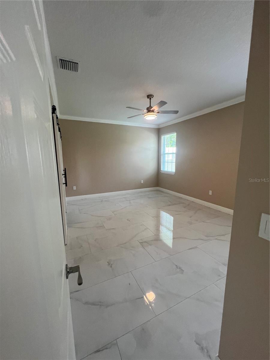 2420 GRESHAM DR, ORLANDO, FL, 32807