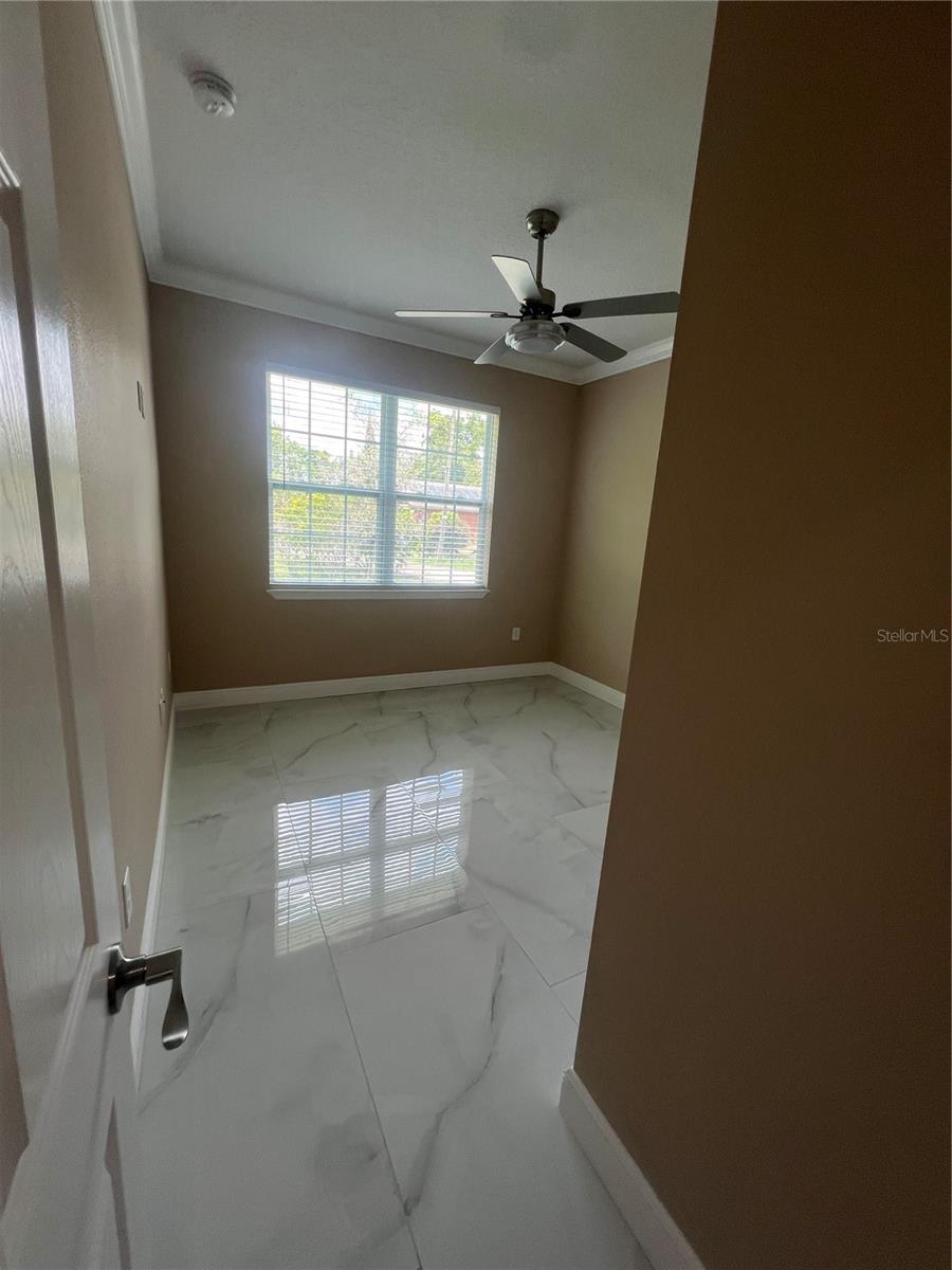 2420 GRESHAM DR, ORLANDO, FL, 32807